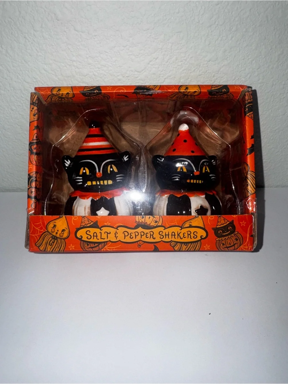 Parker Halloween Black Cat Salt & Pepper Shakers - Orange and Black